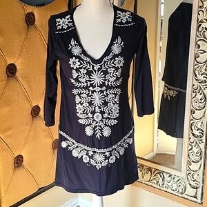 Johnny Was Tunic like Tshirt with Embroidery size S
